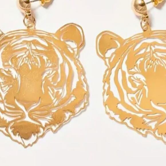 Cincinnati Bengals Tiger Gold Earrings - Picture 2 of 2